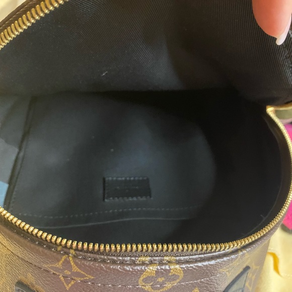 Sold ❣️❣️🌺 Louis Vuitton Palm Spring PM🌺 stunning - Picture 7 of 11